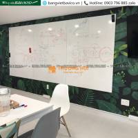 BẢNG TỪ DÁN TƯỜNG BAVICO: SỰ KẾT HỢP HOÀN HẢO GIỮA CÔNG NGHỆ CHIẾU VÀ TƯƠNG TÁC TRUYỀN THỐNG