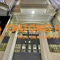 Cho thuê nhà ngõ 379 Đội Cấn, Ba Đình, diện tích 50m2, 4 tầng