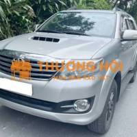 Toyota Fortuner 2016 Dầu Bạc