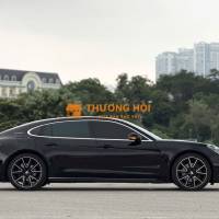 Porsche_Panamera4_Executive sx 2017 odo 4v8