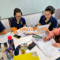 Nhân viên Học vụ Trung học - Pathway School