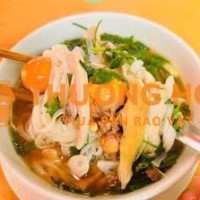 Tuyển 1 phụ quán phở gà tại gò vấp