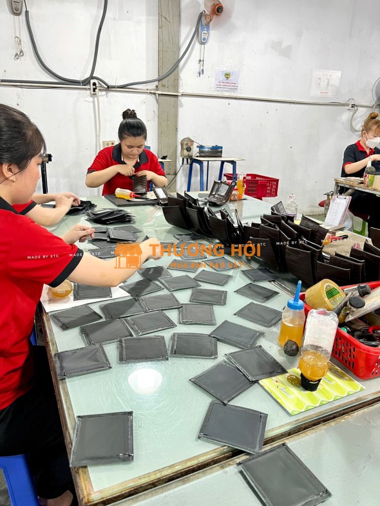 phụ kiện thời trang đồ d,a sỉ tận xưởng sản xuất,