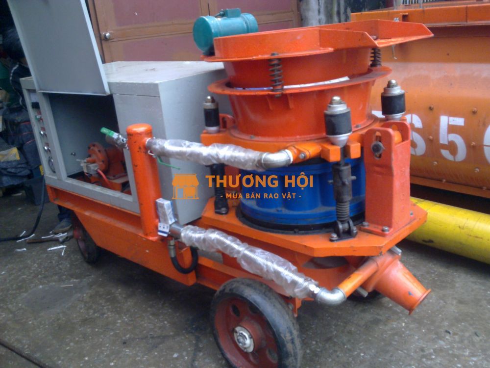 Máy phun vẩy bê tông, làm hầm, mái taluy