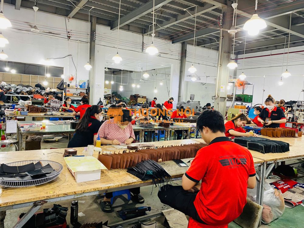 Bạn cần tìm xưởng sản xuất phụ kiện đồ da bò thật