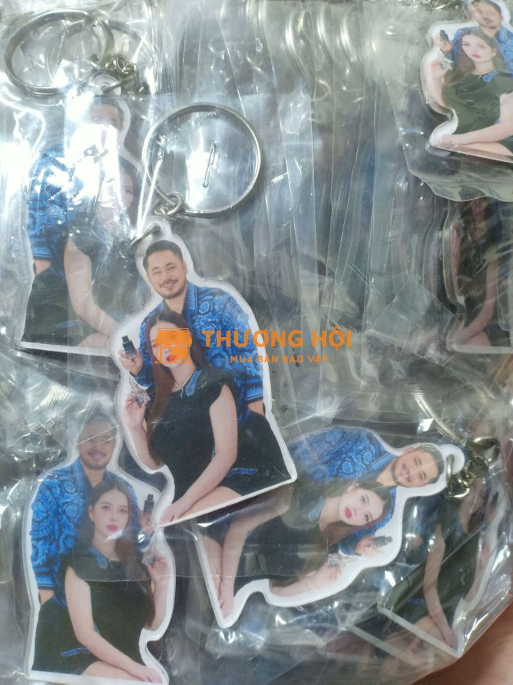 Móc khóa in hình cá nhân theo yêu cầu
