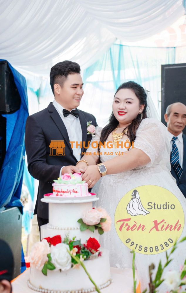 Áo cưới bigsize nhà Tròn Xinh giúp nàng toả sáng