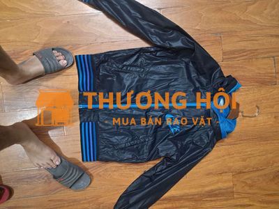 Nike l á. Fom nhỏ