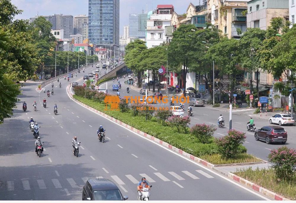 Bán nhà phố Trần Duy Hưng-Cầu Giấy – 51 m², Phân Lô, Ô Tô Tránh – 20.6 Tỷ