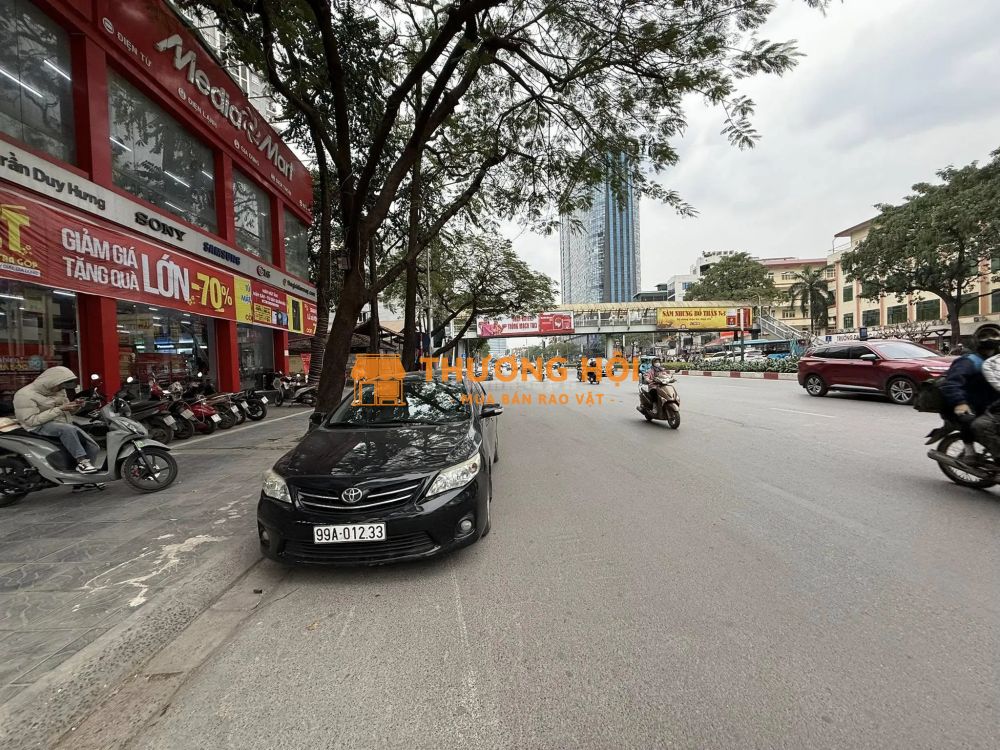 CỰC HIẾM- Nhà Mặt Phố Trần Duy Hưng (Trung Hòa) 94m2/ 7T Thang máy, MT 5.2m-72 Tỷ