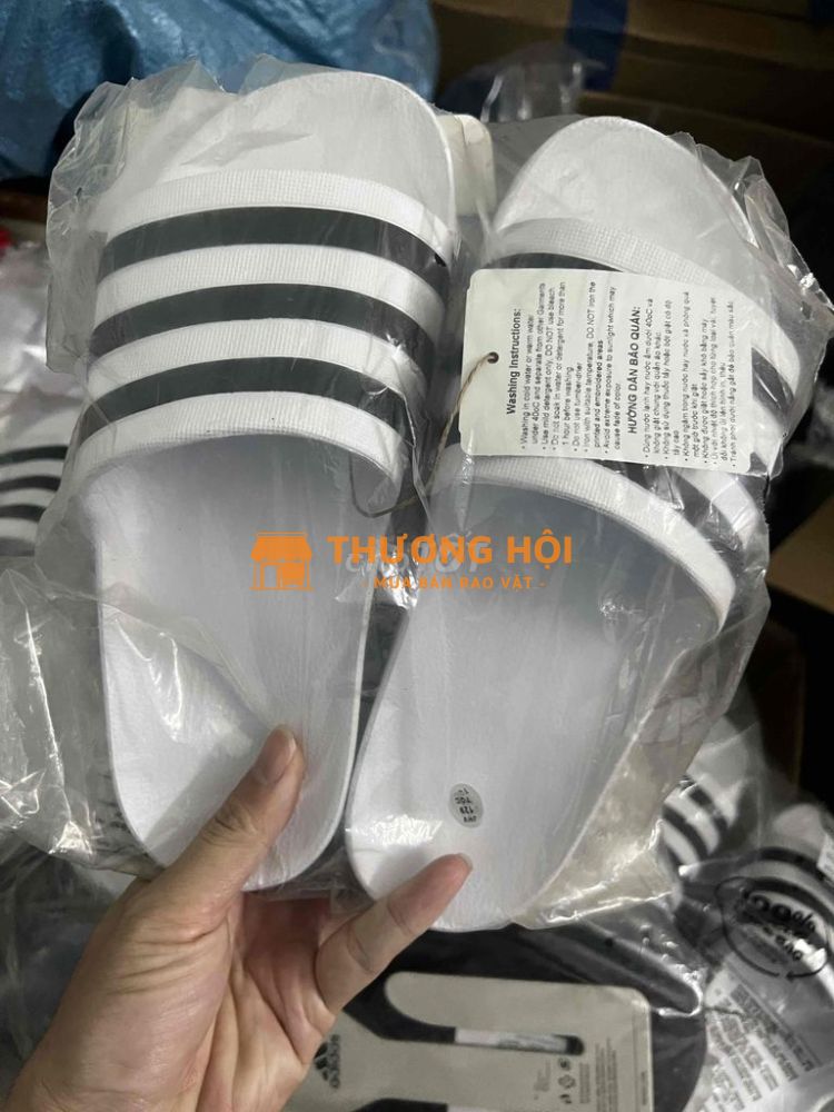 Dép Aqua Đúc Adidas chính hãng đen trắng new 100%