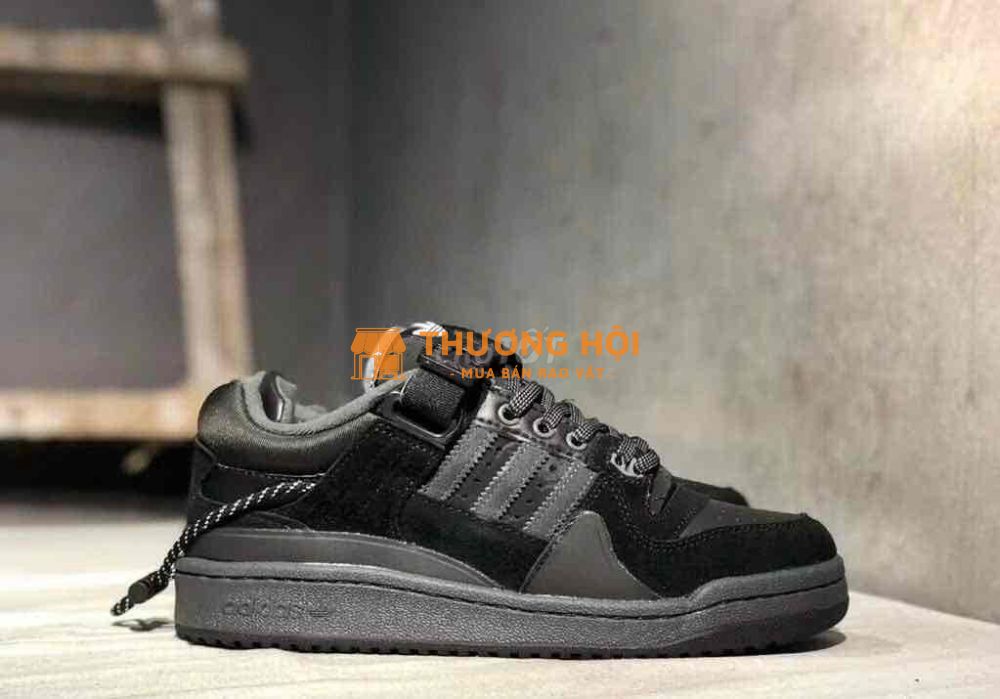 Giày thể thao size 41 đen phối xám dể phối đồ