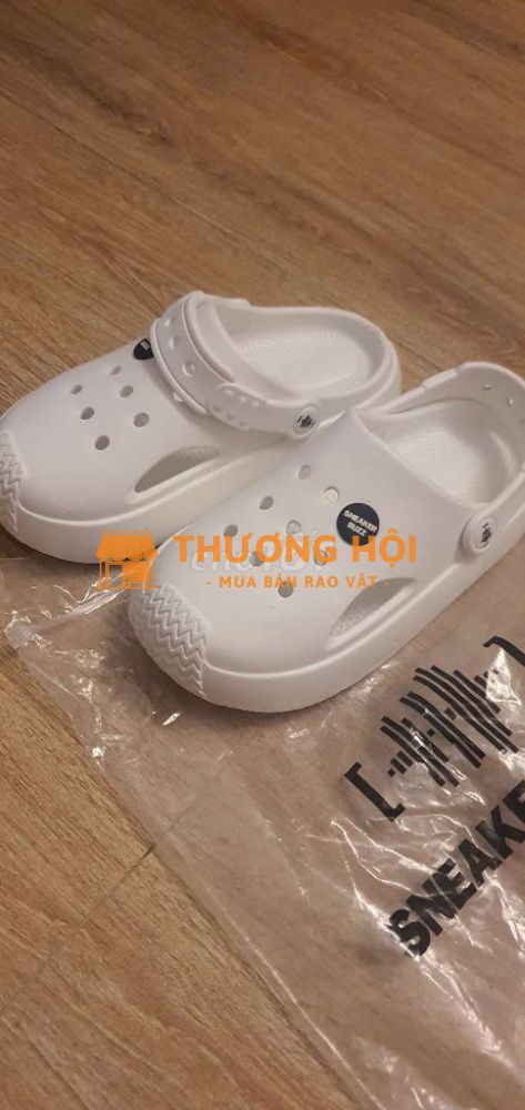 2/3 Dép Sneaker Buzz size 36