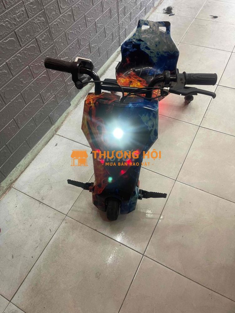 con không chơi cần bán xe drit