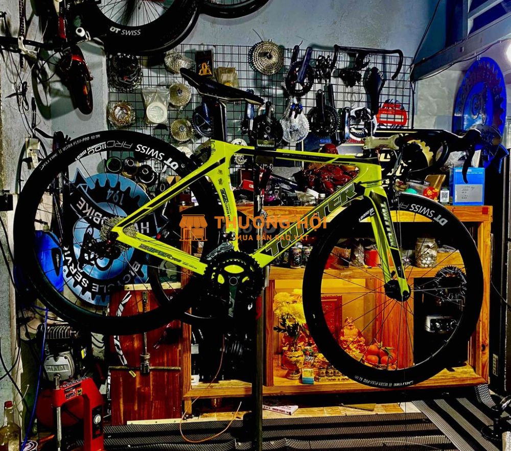 xe đạp carbon 95%
