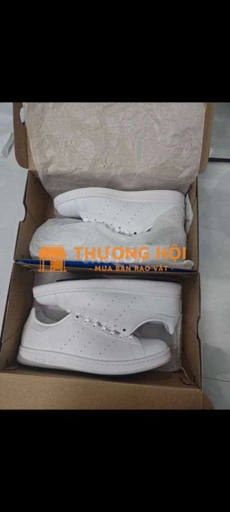 Adidas Stan smith new thanh lý hết cả 2 đôi 2tr5.