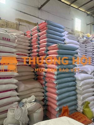 Kho gao cần tuyển phu kho gạo va bóc xếp đêm