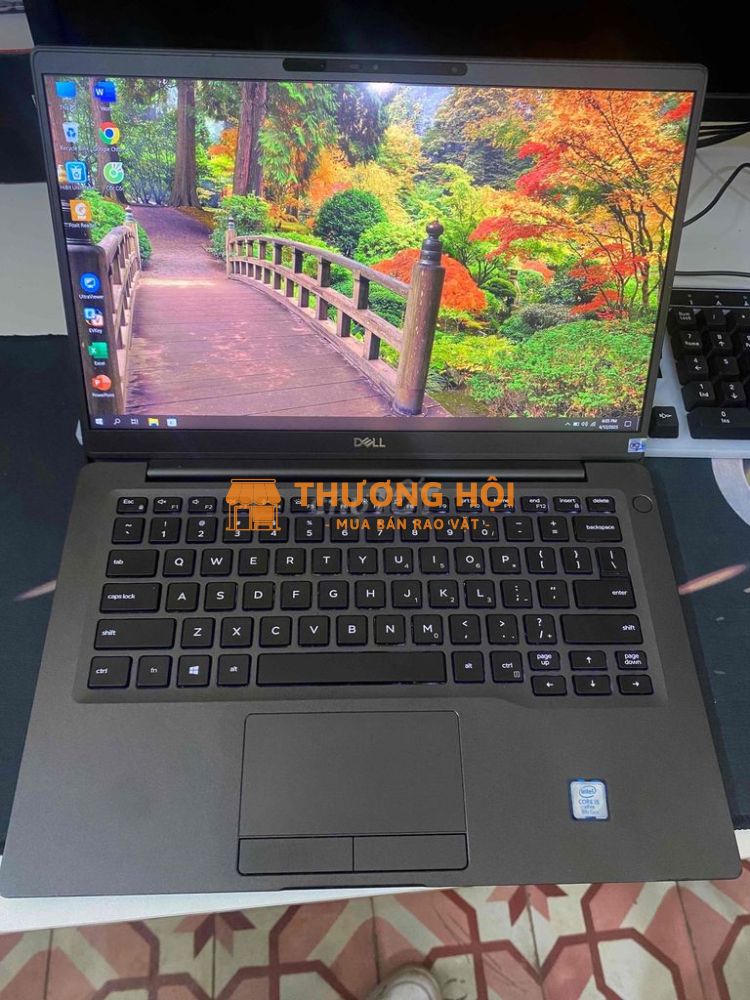 Dell 7400 i5 8365 Ram 8G SSD 256G 14" cacbon