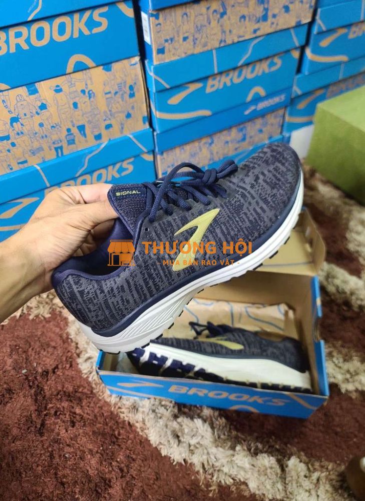 Thanh lý snk Mỹ Brooks chính hãng mỚi 100% Mới Đồ nam