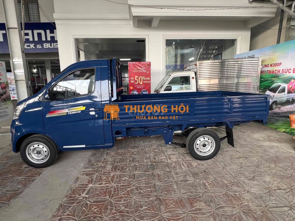 xe tải tera100, tải 990kg, có máy lạnh, bank 80%
