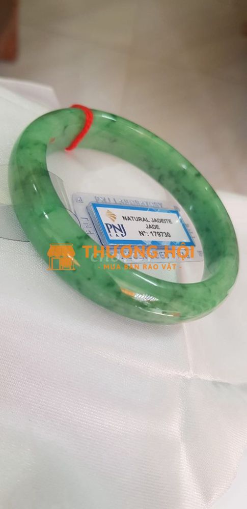 Vòng cẩm thạch Bản Hẹ Vip 56mm Pnj No 179730 6800k