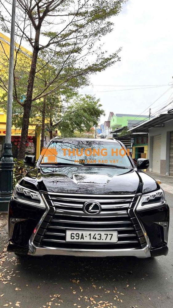 Lexus LX570 - 2016 - 93000 km