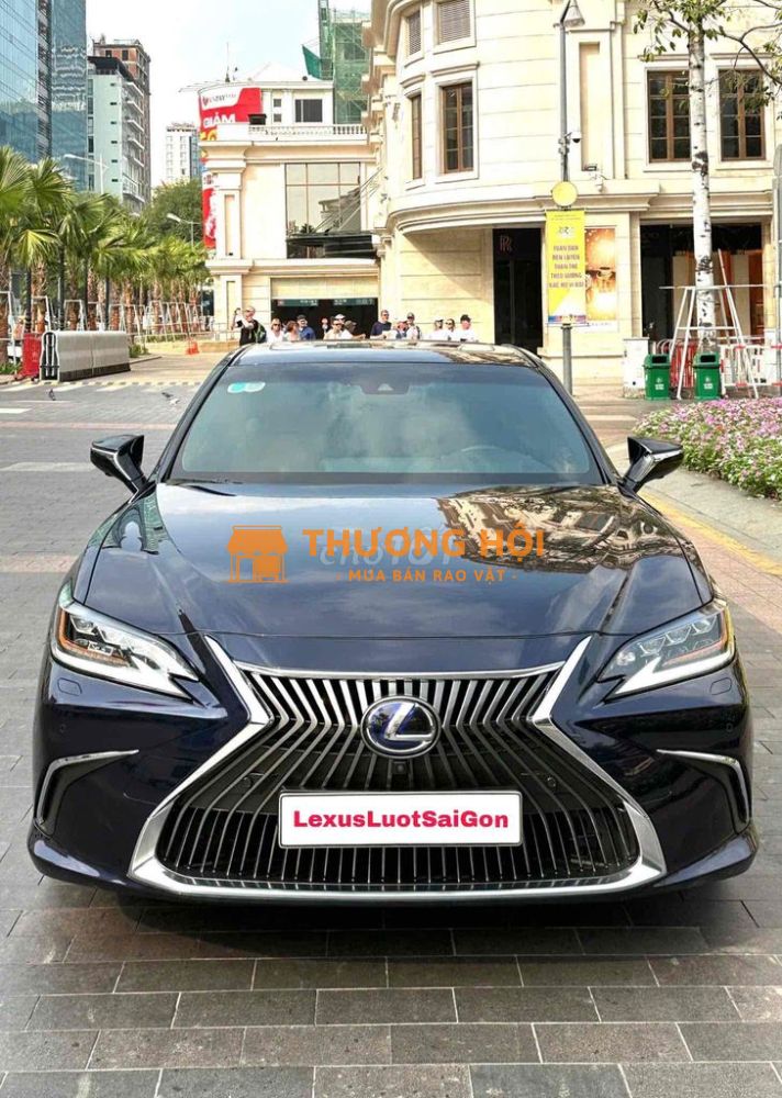 Lexus ES300h - 2021 - 17.000 km