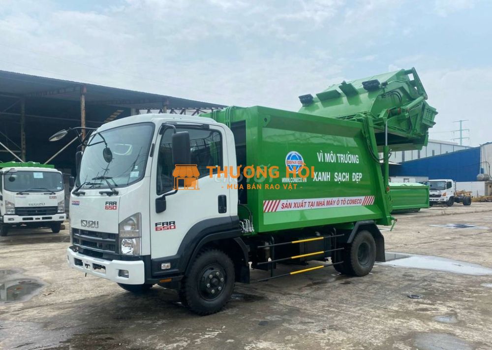 Bán xe ép rác 9 khối Isuzu FRR90 - Inox vay 70%