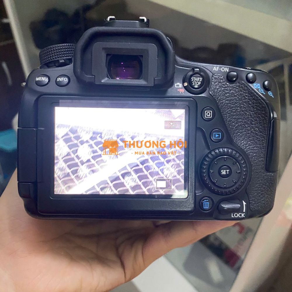 Canon 80D+ Kit 18-55mm is stm