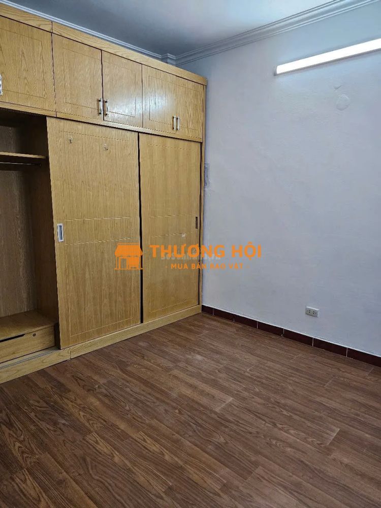 Cho thuê nhà ngõ 784 Bạch Đằng, Hai Bà Trưng lh 0989326141