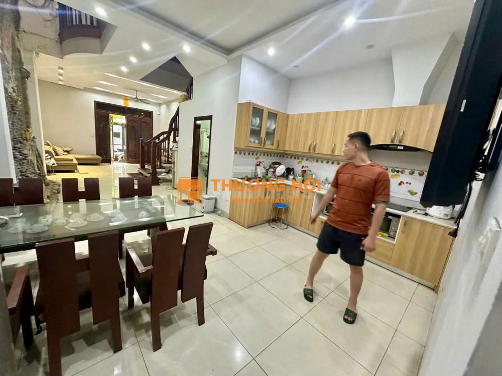 Cần Cho thuê nhà nguyên căn Ngô Gia Tự, Phường Đức Giang, Quận Long Biên, Hà Nội