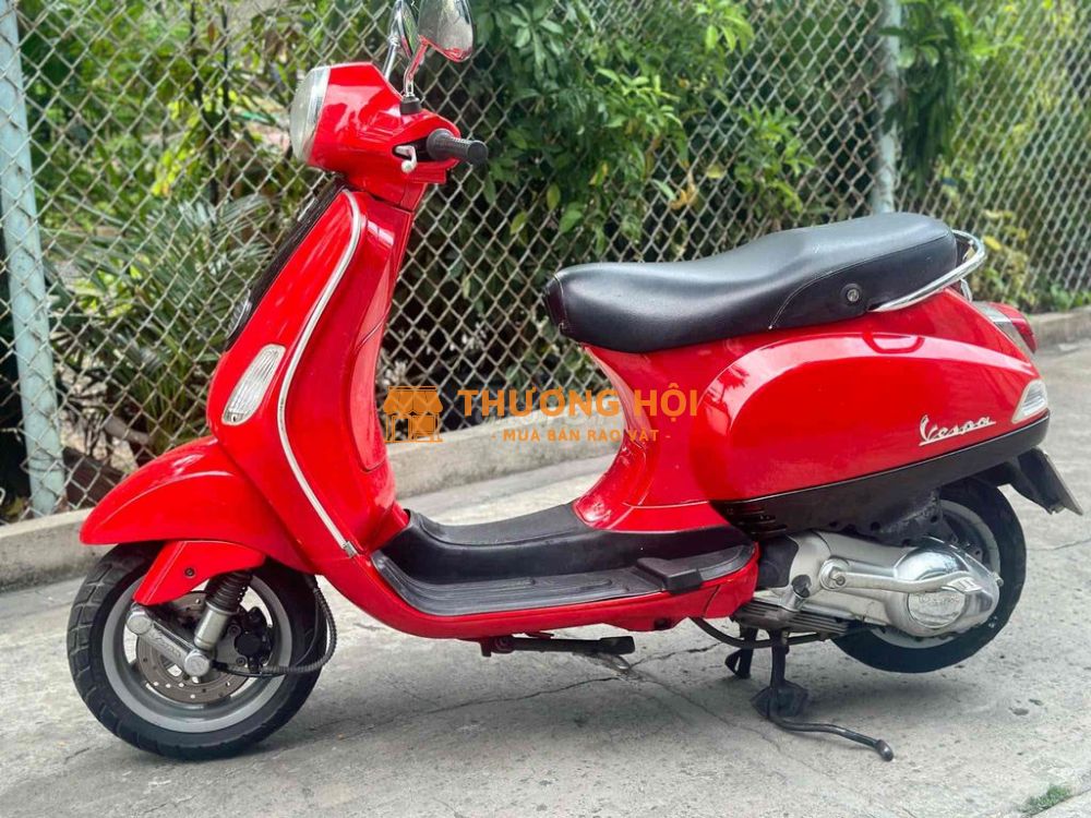 Piaggio Vespa LX 150ie màu đỏ SD37000km Bstp
