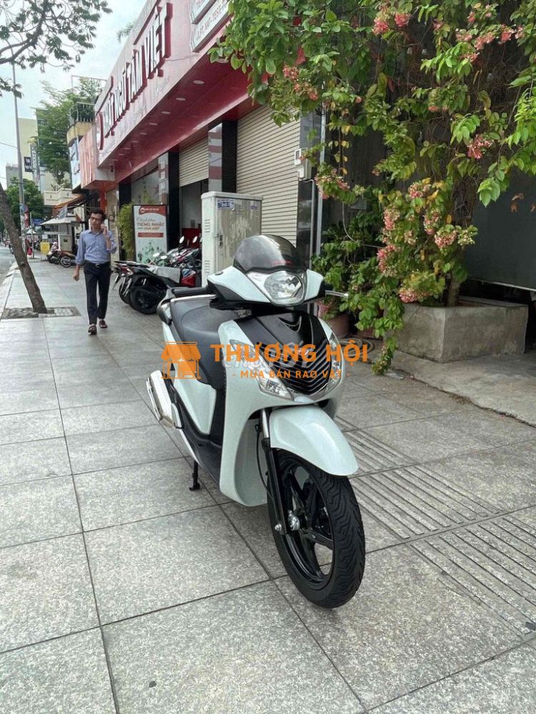 SH 150i nhập Ý sm108 trắng sporty full new bstp