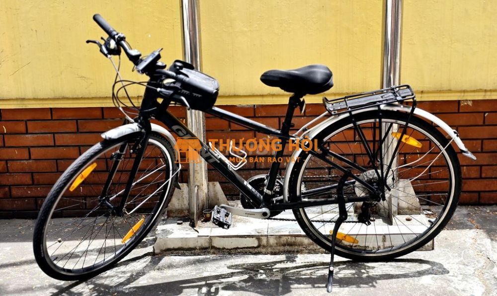 Xe đạp Touring Giant Escape 03 2022 đủ đồ