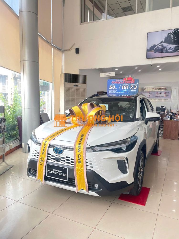 Toyota Corolla Cross 2024 1.8HEV giảm lên đến 60Tr