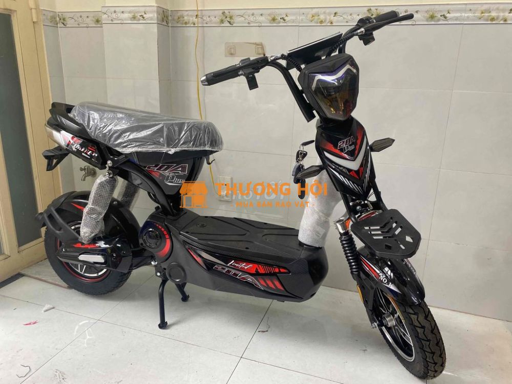 Xe M133 phiên bản mới đi 70km/sạc