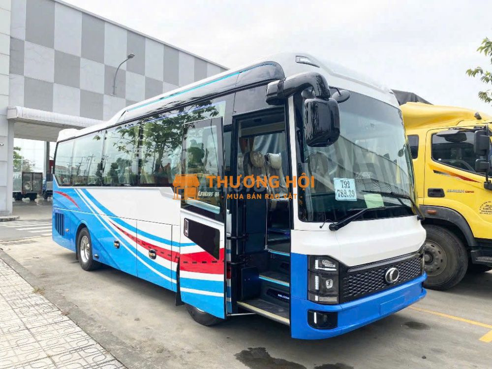XE 29 CHỖ TB81S 2025. Hỗ trợ trả góp 70-90%