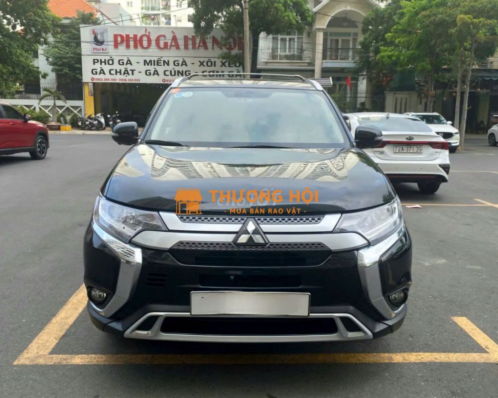 Mitsubishi Outlander 2020 2.0 CVT đẹp - 50000 km