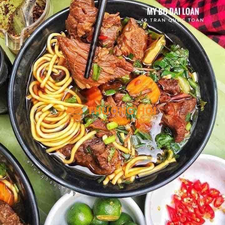 Tuyển 1 phục vụ
