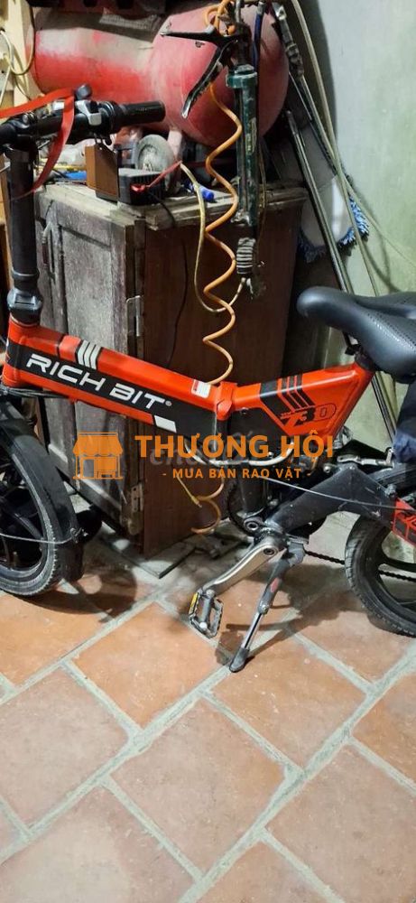 Xe trợ lực gấp