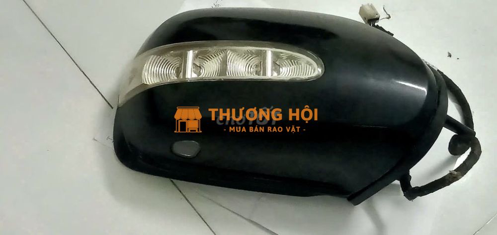 kính chiếu hậu xe mercedes