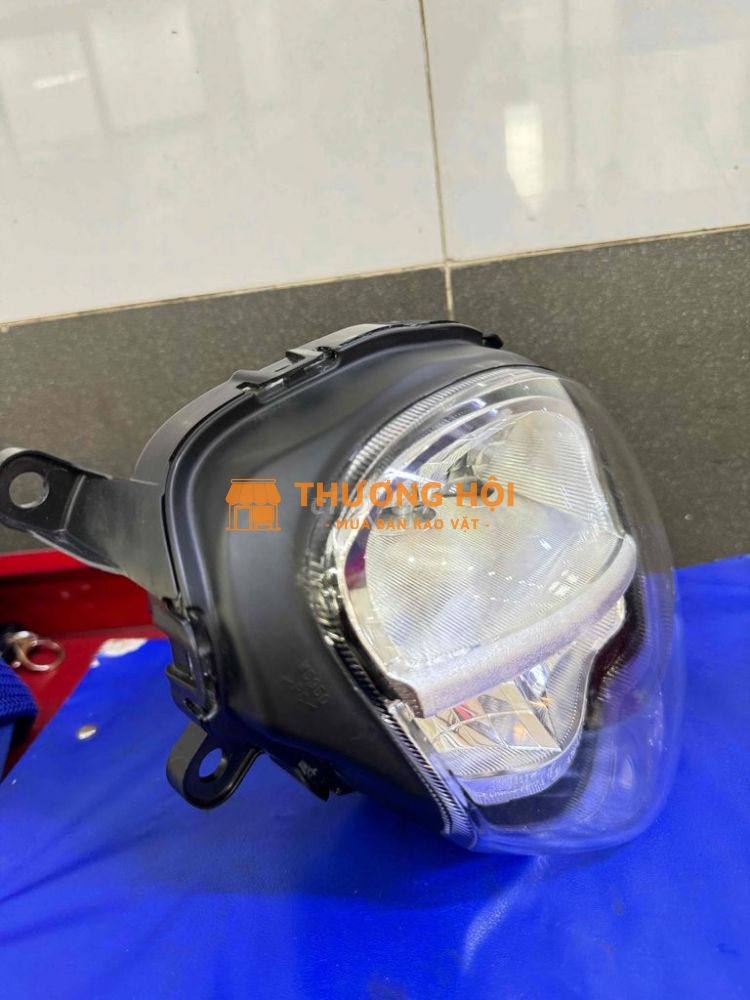 pha đèn sh mode 2022. hàng zin rớt xe mới 90%