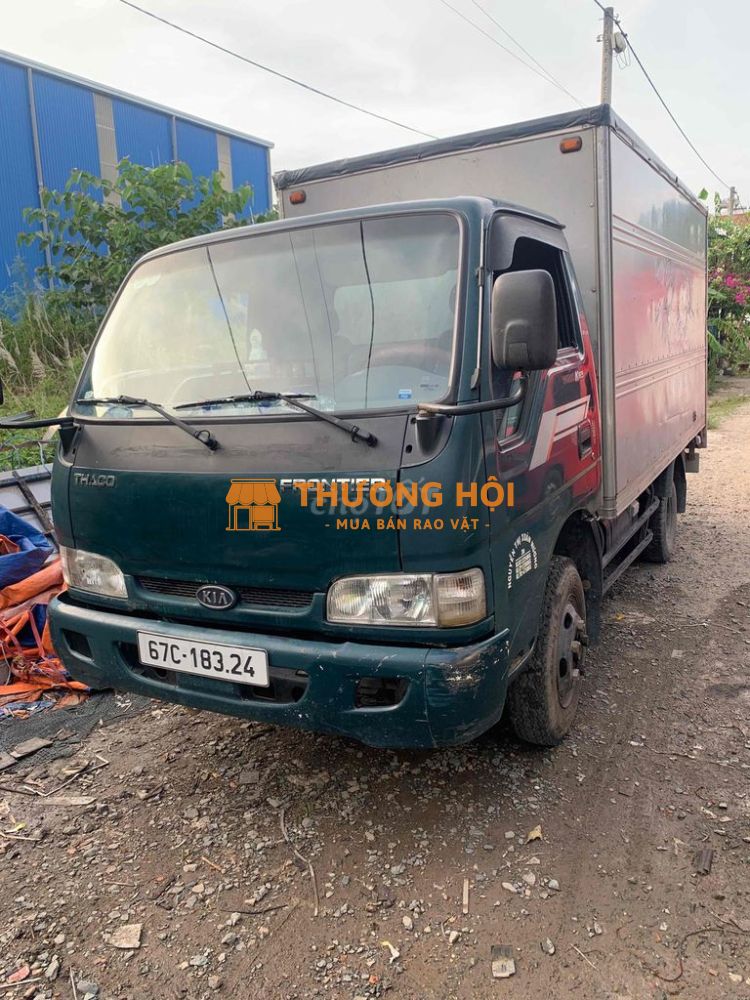Cần bán xe tải Kia K165 thùng kín .