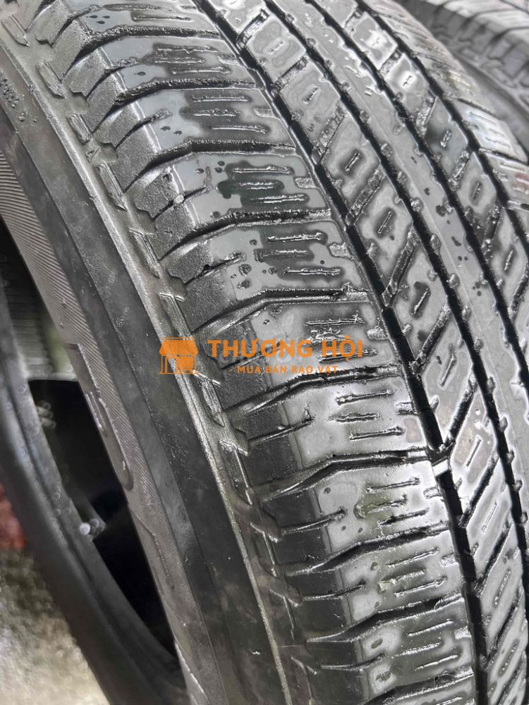 vỏ xe Fortuner - Bridgestone 265-65-R17