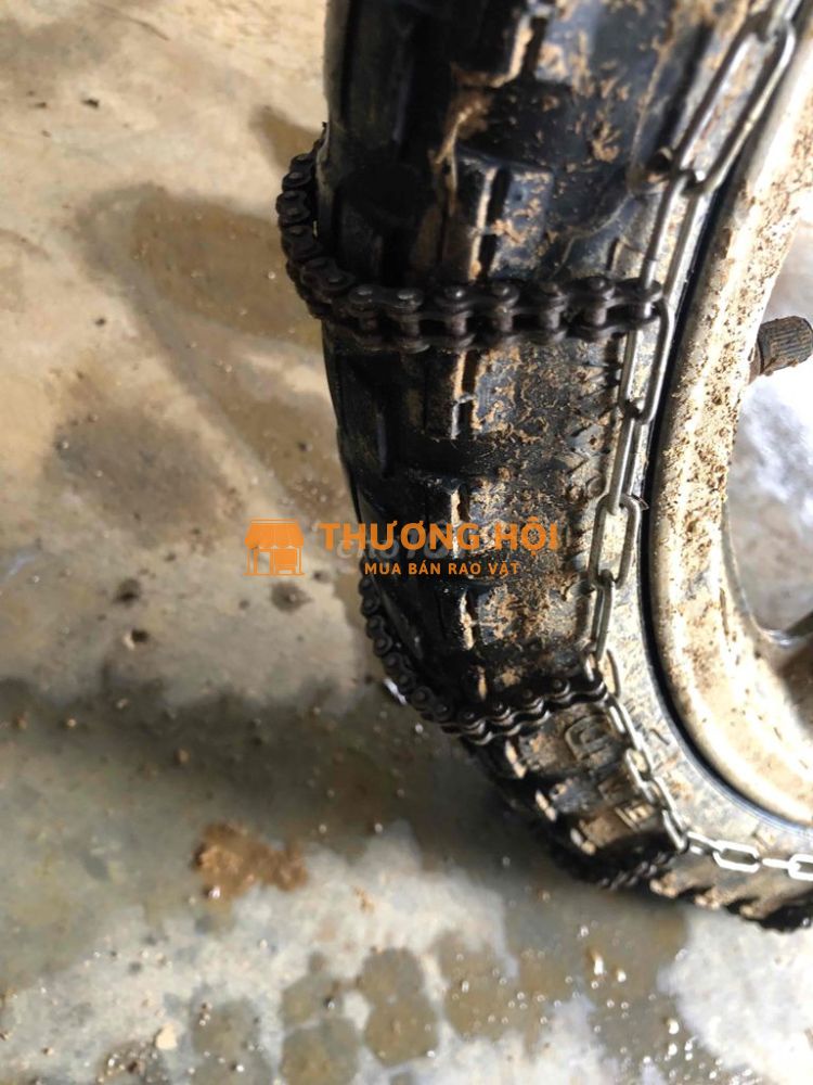 xích bọc lốp xe máy