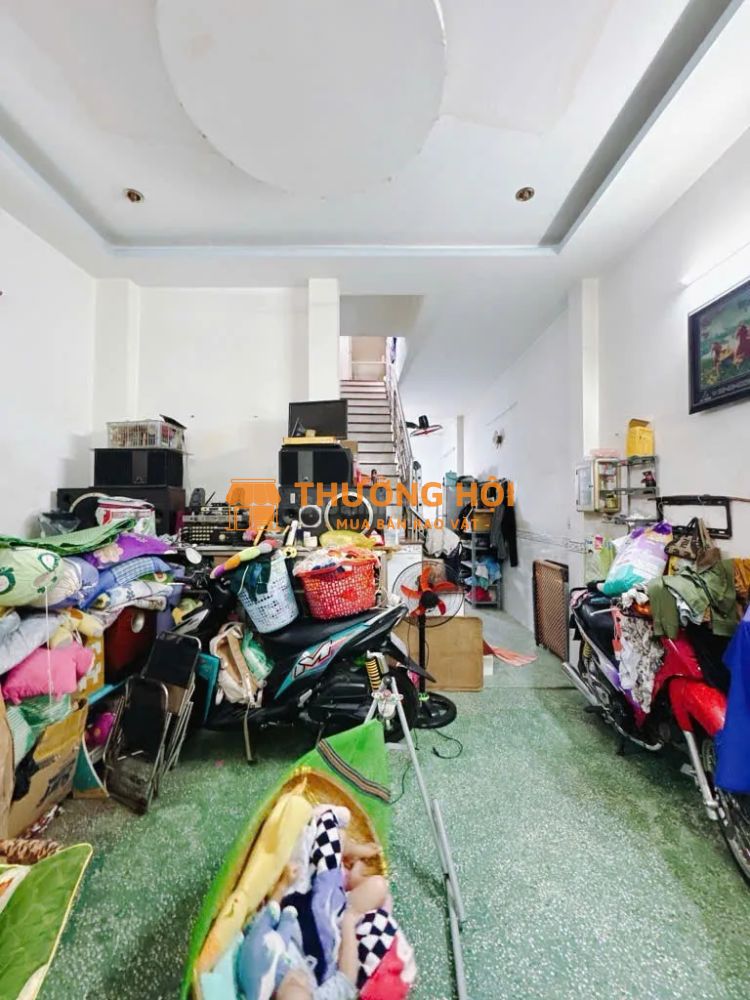 BIỆT THỰ KIỀU ĐÀM VIP Q7 PHƯỜNG TÂN HƯNG NGANG 8 DÀI 15 M ĐÚC 5 TẤM