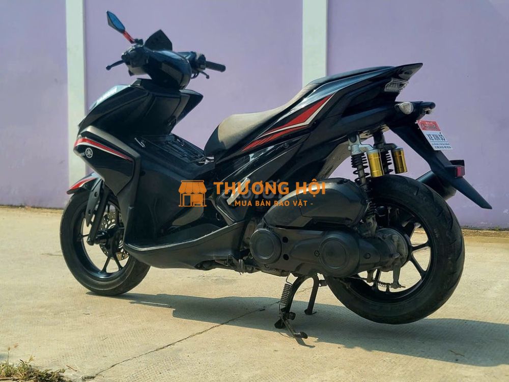 NVX 125 ĐỎ ĐEN