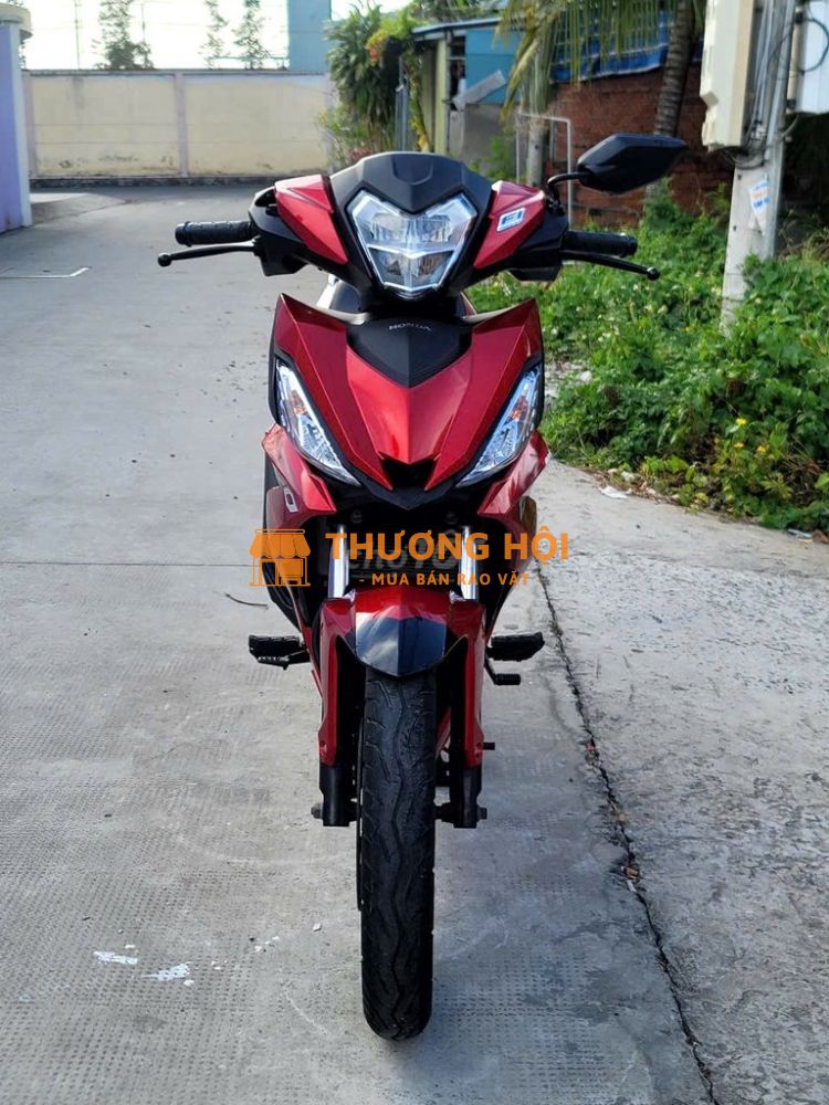 WINNER V1 ĐỎ ĐEN 2017