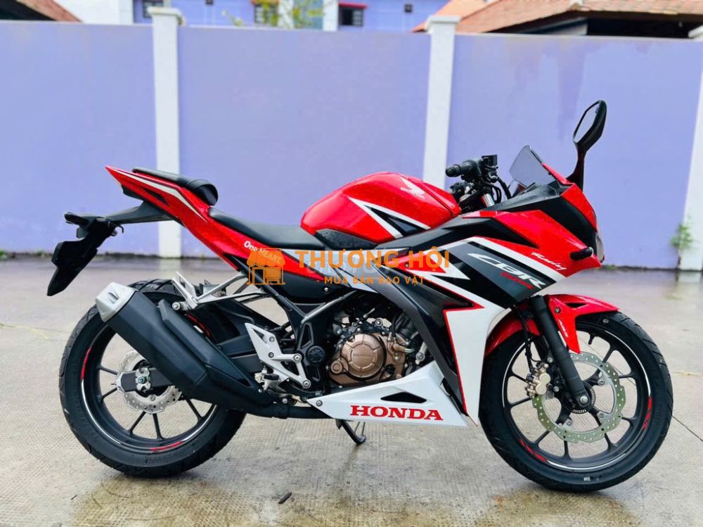 CBR ABS ĐEN ĐỎ (XE MỚI)