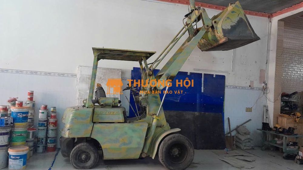 Thanh lý xe xúc Toyoto, hàng con zin chưa sửa chữa